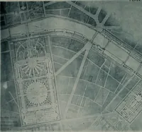 An illustration from Concours pour l'Exposition universelle de 1900; projets exposés au Palais de l'industrie (1895)