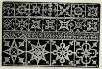 An illustration from Corona delle nobili et virtvose donne : libro primo [-qvarto] : nel quale si dimostra in varij dissegni; tutte le sorti di mostre di punti tagliati, punti in aria, punti a reticello, e d'ogni altra sorte, cosi per freggi, come per merli, & rosette, che con l'aco si vsano hoggidi per tutta l'Europa : et molte delle quali mostre posono seruire ancora per opere à mazzete : con le dechiarationi a le mostre a' lavouri (1625)