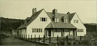 An illustration from Country cottages and week-end homes (1907)