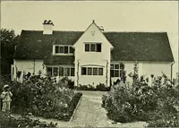 An illustration from Country cottages and week-end homes (1907)