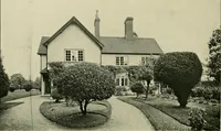 An illustration from Country cottages and week-end homes (1907)