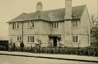 An illustration from Country-cottages and week-end homes (1912)