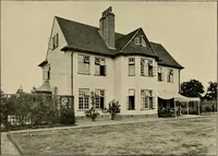An illustration from Country-cottages and week-end homes (1912)