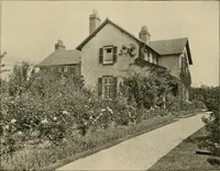 An illustration from Country-cottages and week-end homes (1912)