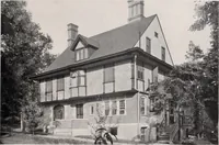 An illustration from Country homes and gardens of moderate cost; (1907)