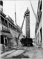An illustration from Material handling cyclopedia; a reference book covering definitions, descriptions, illustrations and methods of use of material handling machines employed in industry (1921)