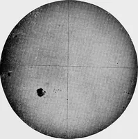 An illustration from Astronomical discovery (1904)