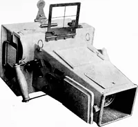 An illustration from Problems in physics. Derived from military situations and experience (1919)