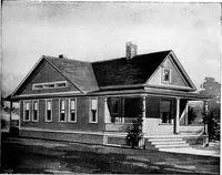 An illustration from Radford's artistic homes; 250 designs ... (1908)