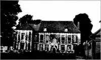 An illustration from Small French buildings; the architecture of town and country, comprising cottages, farmhouses, minor chateaux or manors with their farm groups, small town dwellings, and a few churches (1921)