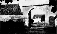 An illustration from Small French buildings; the architecture of town and country, comprising cottages, farmhouses, minor chateaux or manors with their farm groups, small town dwellings, and a few churches (1921)