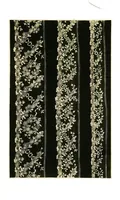 An illustration from A renascence of the Irish art of lace-making. Illustrated by photographic reproductions of Irish laces, made from new and specially designed patterns (1888)
