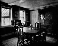 An illustration from Historic homes of New England (1914)