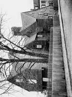 An illustration from Historic homes of New England (1914)