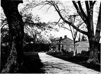 Picture 2 of 80 from Interesting houses of New England (1915), leaf 10