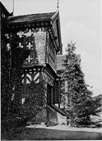 An illustration from Old cottages, farm houses, and other half-timber buildings in Shropshire, Herefordshire, and Cheshire (1904)