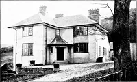 Picture 204 of 306 from Country cottages and week-end homes, by J. H. Elder-Duncan ... with numerous illustrations and plans of cottages by well-known architects (1912), leaf 169