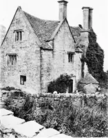 An illustration from Old cottages, farm-houses, and other stone buildings in the Cotswold district; examples of minor domestic architecture in Gloucestershire, Oxfordshire, Northants, Worcestershire, &c. (1905)