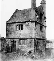 An illustration from Old cottages, farm-houses, and other stone buildings in the Cotswold district; examples of minor domestic architecture in Gloucestershire, Oxfordshire, Northants, Worcestershire, &c. (1905)
