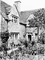 An illustration from Old cottages, farm-houses, and other stone buildings in the Cotswold district; examples of minor domestic architecture in Gloucestershire, Oxfordshire, Northants, Worcestershire, &c. (1905)