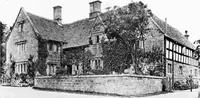 An illustration from Old cottages, farm-houses, and other stone buildings in the Cotswold district; examples of minor domestic architecture in Gloucestershire, Oxfordshire, Northants, Worcestershire, &c. (1905)