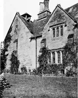 An illustration from Old cottages, farm-houses, and other stone buildings in the Cotswold district; examples of minor domestic architecture in Gloucestershire, Oxfordshire, Northants, Worcestershire, &c. (1905)