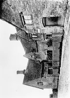 An illustration from Old cottages, farm-houses, and other stone buildings in the Cotswold district; examples of minor domestic architecture in Gloucestershire, Oxfordshire, Northants, Worcestershire, &c. (1905)