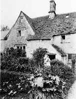 Picture 146 of 156 from Old cottages, farm-houses, and other stone buildings in the Cotswold district; examples of minor domestic architecture in Gloucestershire, Oxfordshire, Northants, Worcestershire, &c. (1905), leaf 270