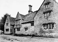 An illustration from Old cottages, farm-houses, and other stone buildings in the Cotswold district; examples of minor domestic architecture in Gloucestershire, Oxfordshire, Northants, Worcestershire, &c. (1905)