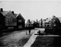 An illustration from The housing problem in war and peace (1918)