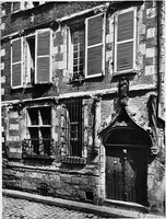 Picture 4 of 70 from The châteaux of Touraine (1906), leaf 52