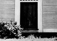 An illustration from Old New England doorways (1919)