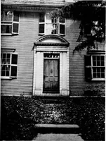 An illustration from Old New England doorways (1919)