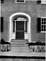 An illustration from Old New England doorways (1919)