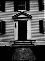 An illustration from Old New England doorways (1919)