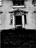 An illustration from Old New England doorways (1919)