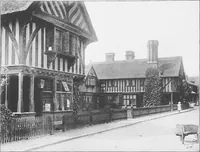 An illustration from Picturesque English cottages and their doorway gardens (1905)