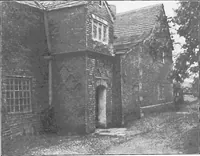 An illustration from Picturesque English cottages and their doorway gardens (1905)