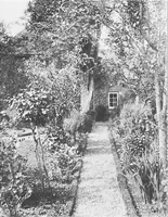 An illustration from Picturesque English cottages and their doorway gardens (1905)