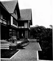 An illustration from Houses for town or country (1907)