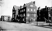 An illustration from Houses for town or country (1907)