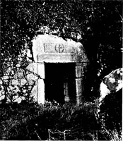 An illustration from Irish ecclesiastical architecture, with some notice of similar or related work in England, Scotland and elsewhere (1910)