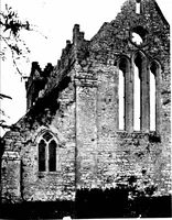 An illustration from Irish ecclesiastical architecture, with some notice of similar or related work in England, Scotland and elsewhere (1910)