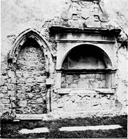 An illustration from Irish ecclesiastical architecture, with some notice of similar or related work in England, Scotland and elsewhere (1910)