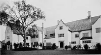 An illustration from Houses and gardens (1906)