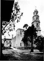An illustration from American churches ... A series of authoritative articles on designing, planning, heating, ventilating, lighting and general equipment of churches as demonstrated by the best practice in the United States (1915)