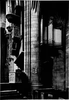 An illustration from American churches ... A series of authoritative articles on designing, planning, heating, ventilating, lighting and general equipment of churches as demonstrated by the best practice in the United States (1915)
