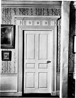 Picture 17 of 25 from Selected interiors of old houses in Salem and vicinity. Edited and published with the purpose of furthering a wider knowledge of the beautiful forms of domestic architecture developed during the time of the colonies and the early days of the Republic (1916), leaf 42