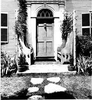 An illustration from The livable house, its garden (1917)