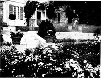 An illustration from The livable house, its garden (1917)